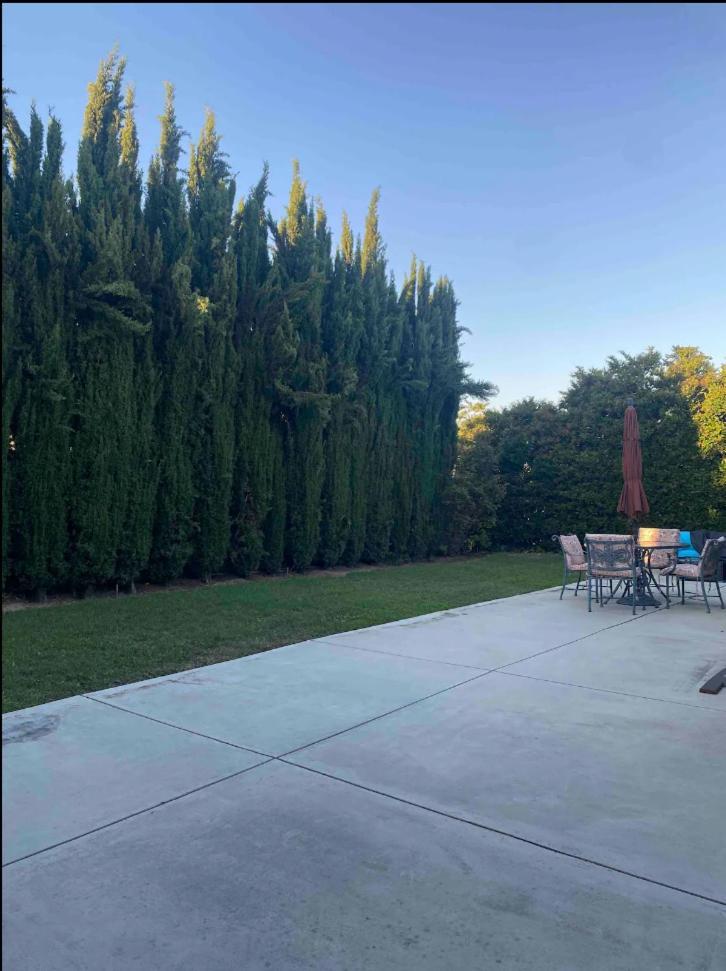 Hotel F O R G E T T H E H O T E L Alhambra Exterior foto